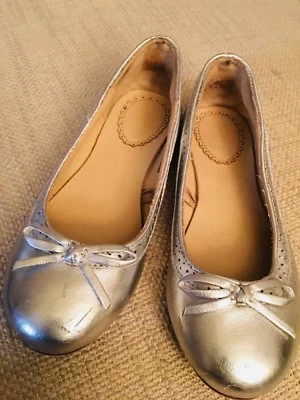 "Planos de ballet pirueta metálicos pétalos de pirueta para niñas Janie and Jack talla 1,5-8""" Foto 1 de 4