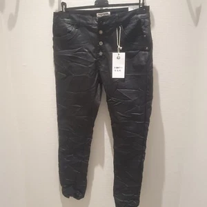 Karostar Boyfriend Stretch Damen Fake Leather Jeans Schmuck Knöpfe Schwarz XL/42 - Bild 1 von 4