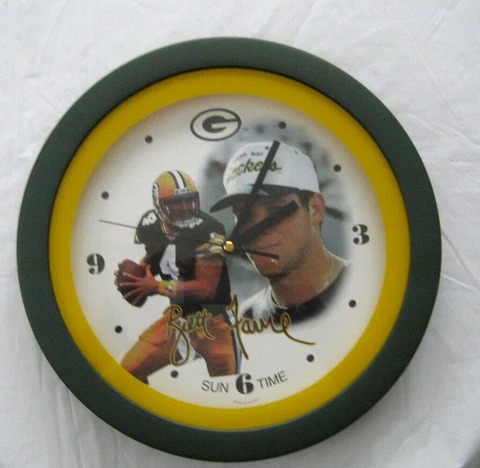 BRETT FAVRE GREEN BAY PACKERS SUN TIME WALL CLOCK Cover