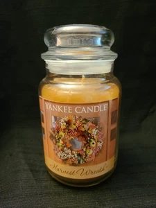 Retired scent Yankee Candle Harvest Wreath 22oz jar candle Rare - Picture 1 of 5