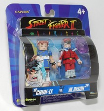 CAPCOM STREET FIGHTER II MINIMATES DARKSTALKERS CHUN-LI VS. M. BISON EXCLUSIVE