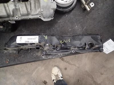 11 12 13 BMW X5: Colector de admisión derecho 4,4 L (doble turbo) Foto 1 de 2