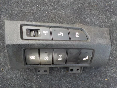 2013 2014 2015 2016 2017 HYUNDAI SANTA FE ТЯГИ УПРАВЛЕНИЯ ПРИБОРНОЙ ПАНЕЛИ ПЕРЕКЛЮЧАТЕЛЬ ПАНЕЛИ - Изображение 1 из 4