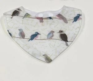 Handmade Baby bandanna Bibs For Babies And Baby Shower Gifts Birds - Picture 1 of 3