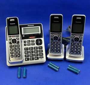 Panasonic KX-TGF994SK Bezprzewodowy system telefoniczny Jednostka bazowa z 3 słuchawkami KX-TGFA97 - Zdjęcie 1 z 9