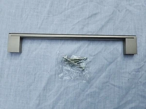 Top Knob Princetonian 8 13/16-inch Bar Pull - M1044 - Brushed Satin Nickle - Picture 1 of 6
