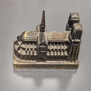 Notre Dame Cathedral Metal Statue Figurine 2.5" x 3" - Picture 1 of 4