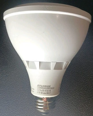 Sylvania 79362 19W LED PAR30 Bulb 75W Hal 15° 1800 lm 120V-277V 3000K New - Image 1 of 3