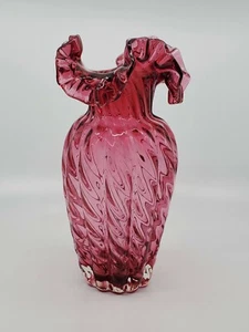 Vintage Fenton Cranberry Glass Optic Swirl Double Crimped Ruffled Rim Vase - Picture 1 of 11