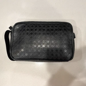 Salvatore Ferragamo toiletry bag FB-24 9490 black Used Condition - Picture 1 of 11