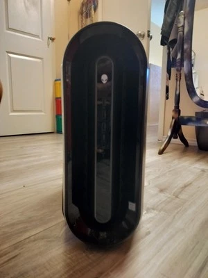 Aliens Ware. Auraro R9 - Image 1 of 4