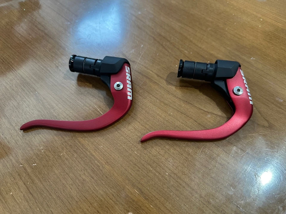Conjunto de pares de alavancas de freio SRAM S-500 TT Aero, vermelho (esquerda e direita) - Imagem 1 de 4