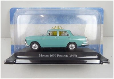 Morris 1650 Green - 1965  - 4 Door - MODEL CAR 1:43 SCALE - Image 1 of 3