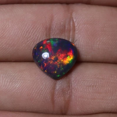 4,3 карата 12,7x14 мм настоящий многоогненный копченый черный эфиопский опал сердце кабошон AAA - Изображение 1 из 4