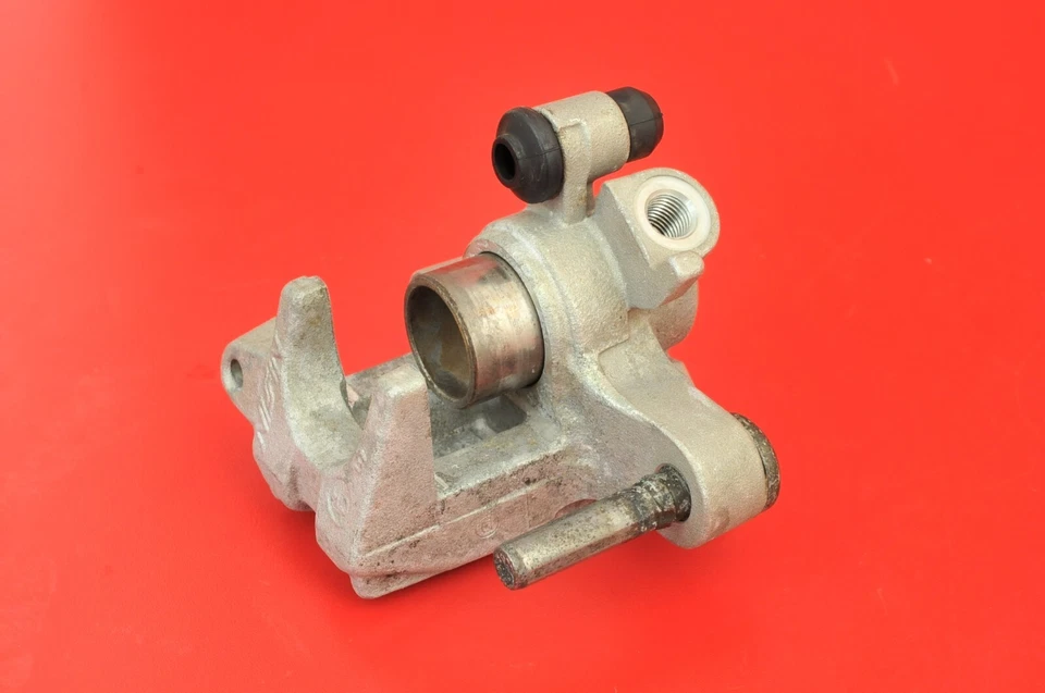 Pinza de freno trasera Suzuki RM250 RM 250 2001-2006 69100-37F20-999 Foto 1 de 4