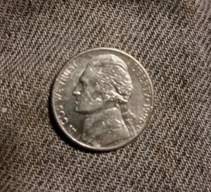 1996D Jefferson Nickel - Five Cents - Circulated - Picture 1 of 3