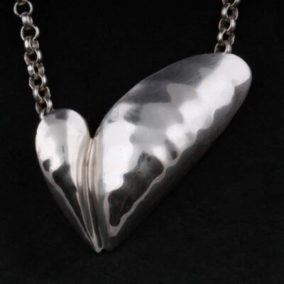 Colgante de ley GEORG JENSEN del año 2003. Artista. Isabell Kristensen. ¡NUEVO! Foto 1 de 4