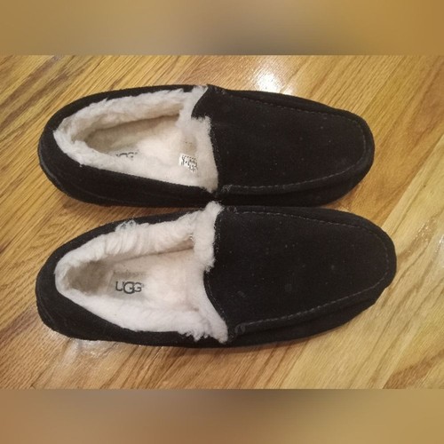 UGG 1101110 Uomo Ascot Nero Pelle di Pecora Scamosciata Pantofole Mocassino Scarpe Taglia 9