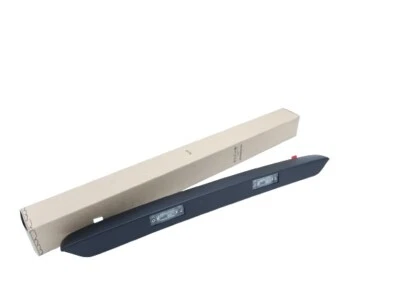 Original VW Caddy Griffleiste Heckklappe satinschwarz  2K5827574R 9B9 - Bild 1 von 2