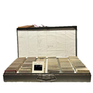 Logan De Luxe 2x2 Slide Storage Box with 35mm Slides - Picture 1 of 3