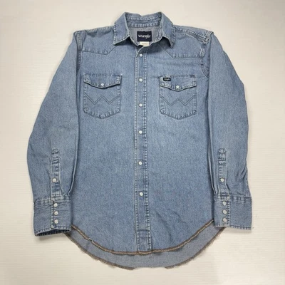 Vtg Wrangler Mens Pearl Snap Shirt M Blue Denim Western Long Sleeve Retro USA - Image 1 of 4