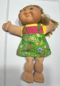 Cabbage Patch Kids 2011 Jakks Original Kleidung blonde Haare blaue Augen ohne Karton - Bild 1 von 5