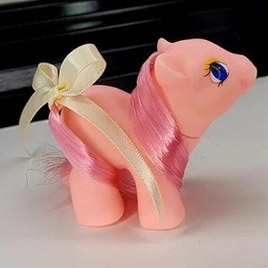 G1 MLP Little Pony Style Dollar Gemischtwarenladen Fakie Baby My Valentine hellrosa - Bild 1 von 8
