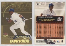2001 Fleer Ultra Gold Medallion Edition Tony Gwynn #9G HOF