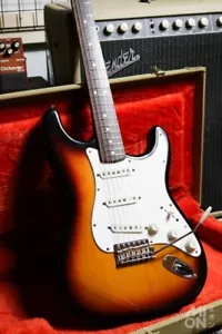 Fender American Vintage '62 Stratocaster RW 1995 chitarra elettrica - Foto 1 di 11