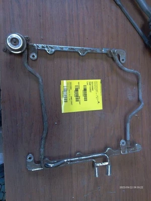 Fuel Injection Parts Fuel Injector 8-280 4.6L Fits 85-03 FORD E150 VAN 18445 - Image 1 of 2