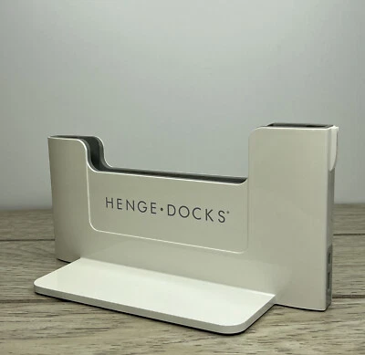 Henge Docks Vertical Dock for 13-inch MacBook Air Version B HD02VB13MBA - Image 1 of 4