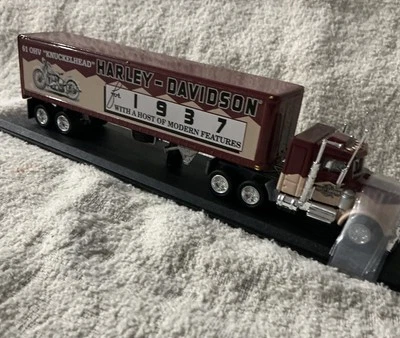 Convoy 1937 Harley Davidson 61 OHV “KNUCKLEHEAD” Tractor Trailer / - image 1 of 4