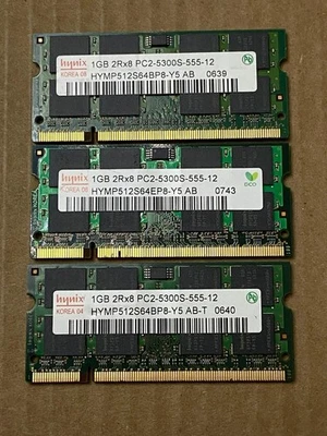 SoDimm Hynix 1GB PC2-5300 667MHz 1.9V UBF CL5 200pins 16chips 256Mx64 8x16Mx8 Foto 1 de 3