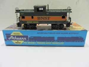 Athearn HO Scale BNSF Wide Vision Caboose w/Kadee's - Picture 1 of 6