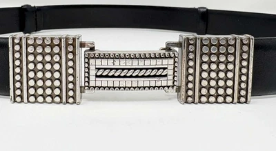 Chicos 黑色皮革皮带厚金属钩扣 M/L 19 - 37 — 第 1/3 张图片