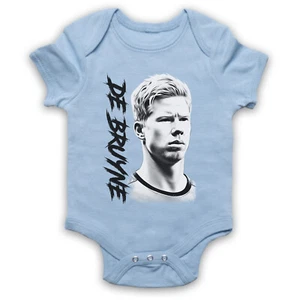 DE BRUYNE ILLUSTRATION FOOTBALL SOCCER HERO LEGEND KEVIN BABY GROW BABYGROW GIFT - Picture 1 of 10