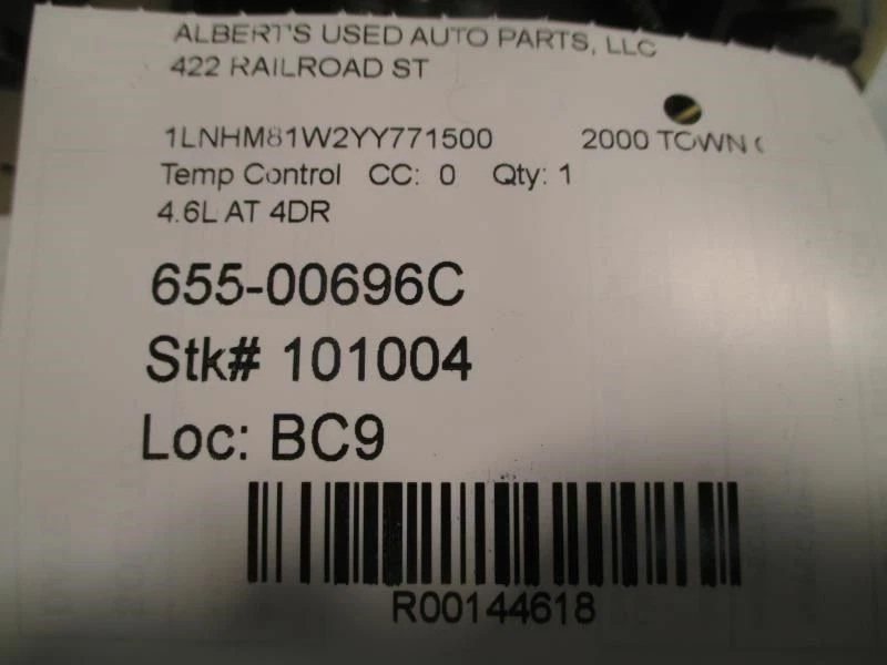 Temperature Control for 2000 Lincoln Town Car - Image 1 of 1