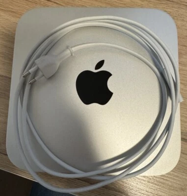 Apple Mac Mini Ende 2012, intel i5 2,5GHz, 1TB SSD & 500GB HDD, 8GB RAM - Bild 1 von 4