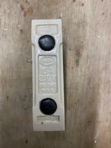 MEM Ceramic Rewireable 15A Fuse - Picture 1 of 2
