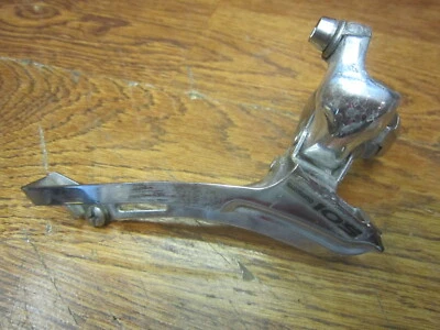 SHIMANO 105 FD-5600 2 x 10 SPEED 31.8 CLAMP-ON FRONT DERAILLEUR - SILVER - Image 1 of 4