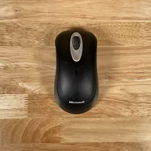 Microsoft 1067 Black Wireless USB Handheld DPI 2000 Optical Mouse - Picture 1 of 4