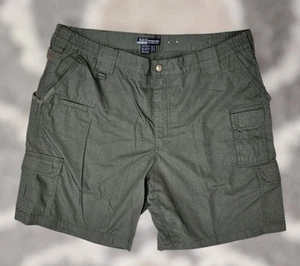 5.11 Tactical Men's 9" Army Green Taclite Pro Rip Stop Cargo Shorts Size 40 - Picture 1 of 4