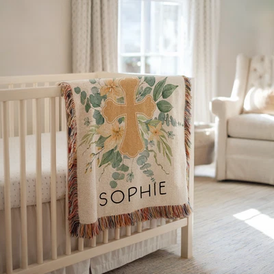 Manta de bautizo personalizada para bebé Manta de bautizo Floral Cruz tejida para bebé Foto 1 de 4