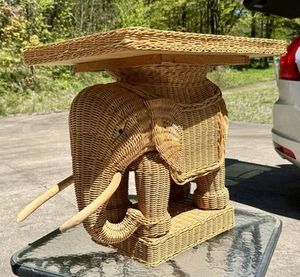 Vintage Large Rattan Natural Wicker Elephant MCM Side End Table 1970s 24" by 16" - Picture 1 of 18