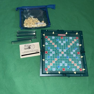 Vintage Scrabble Board Game Pocket Travel Hard Case Green 100% Complete - Image 1 of 4