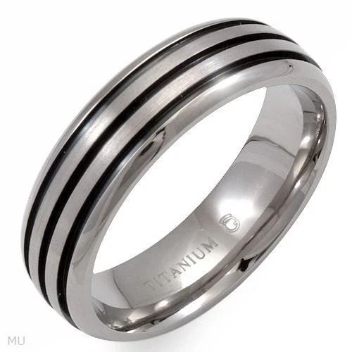 Gentlemen's Band  Ring in Titanium- Size 10 - Image 1 of 1