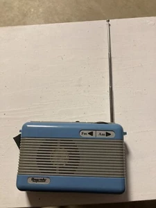 Rhapsody Blue Battery Operated Am/Fm Radio/transistor It Works! Vtg Hong Kong - Picture 1 of 9