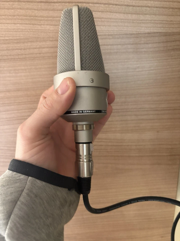 Microfono a condensatore Neumann TLM103 - Immagine 1 di 3