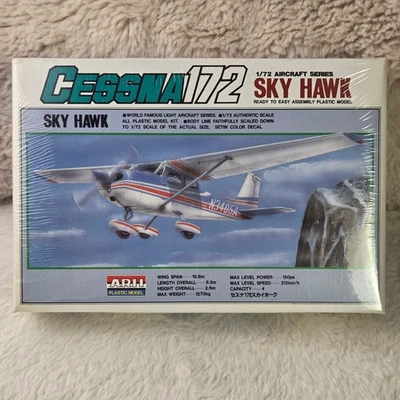 ARII 1:72 Aircraft Series Cessna 172 Sky Hawk Plastic Model Kit A702 300 - Image 1 of 4