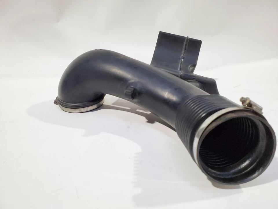 Conjunto de purificador de ar usado serve: 2002 BMW X5 3.0 grau A - Imagem 1 de 4